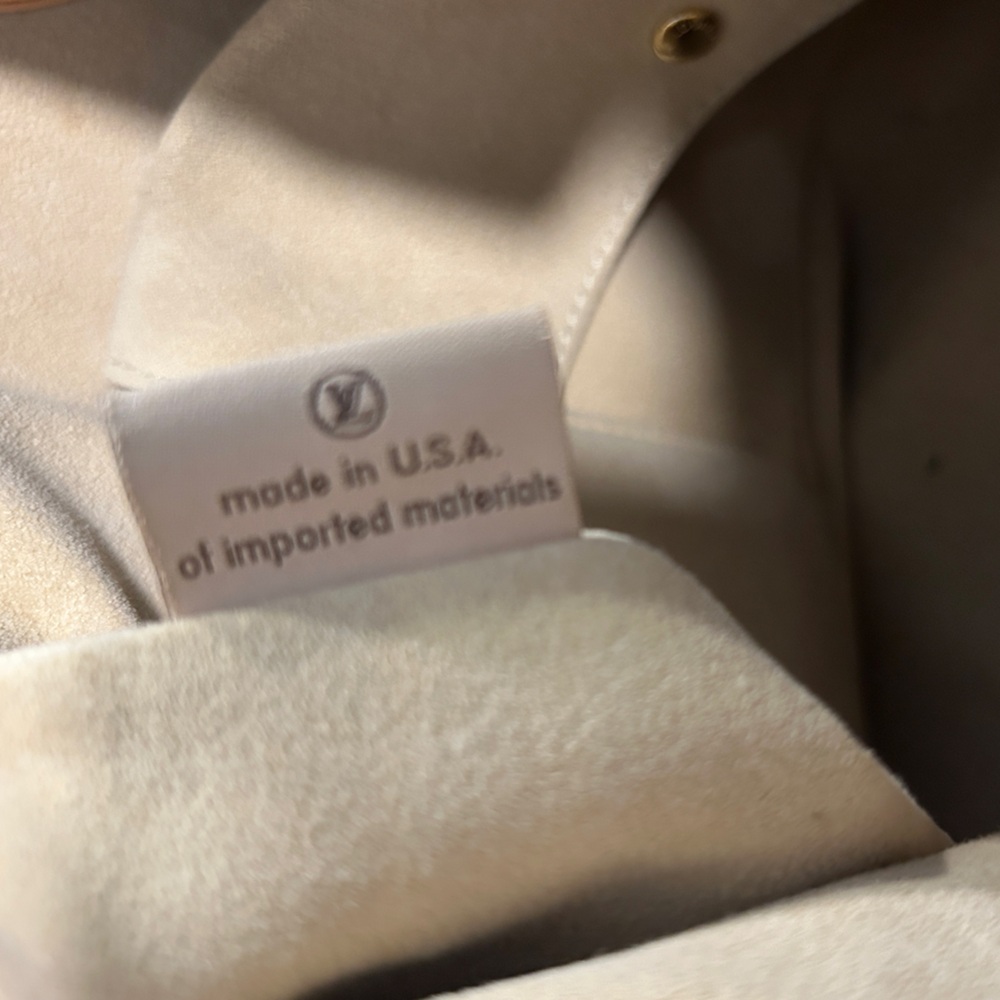 Luis Vuitton Monogram Canvas Galliera PM Shoulder Bag - Picture 5 of 12